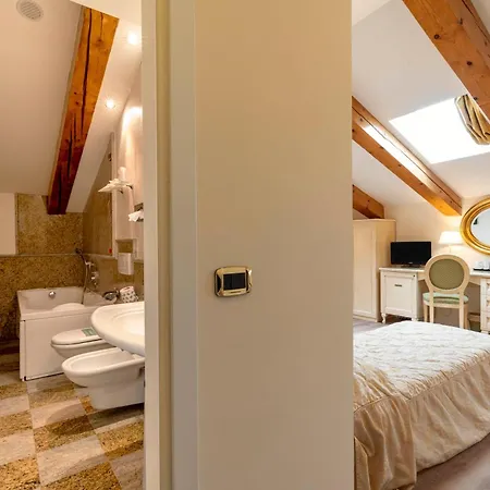Panorama Hotel 4*