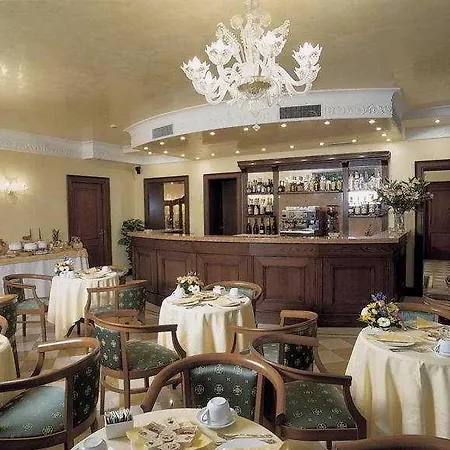 Готель Panorama 4*