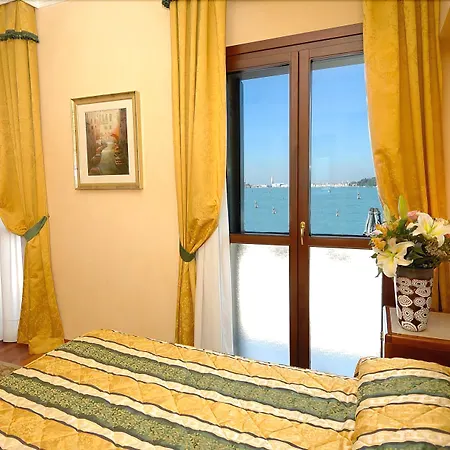 Panorama 4* Benátky – Lido